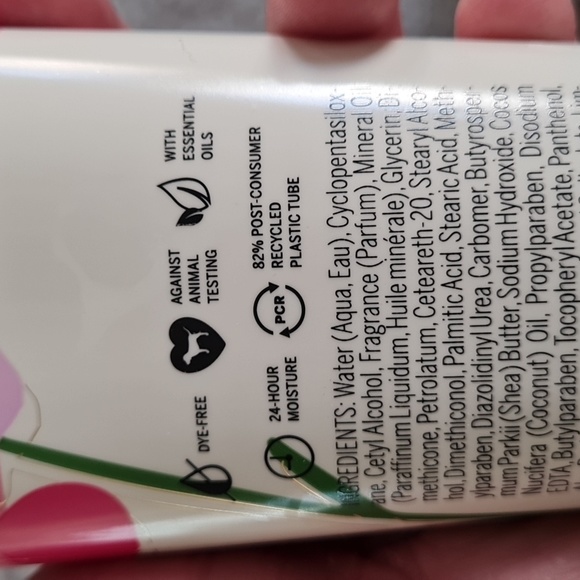 PINK BERRY LOTION - Picture 6 of 7